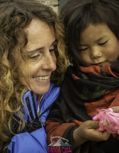 RAQUEL GARCIA-EXPEDICION-NEPAL-1000KM (26)