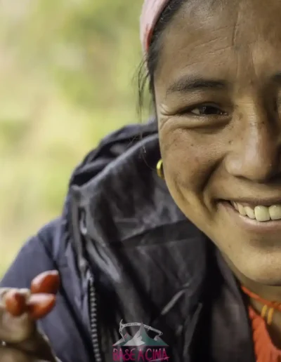 RAQUEL GARCIA-EXPEDICION-NEPAL-1000KM (3)