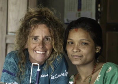 RAQUEL GARCIA-EXPEDICION-NEPAL-1000KM (6)